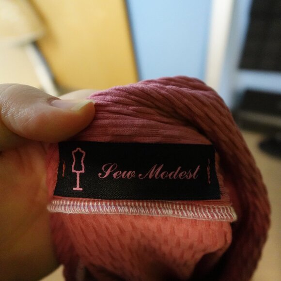 Sew Modest Top - Picture 2 of 5